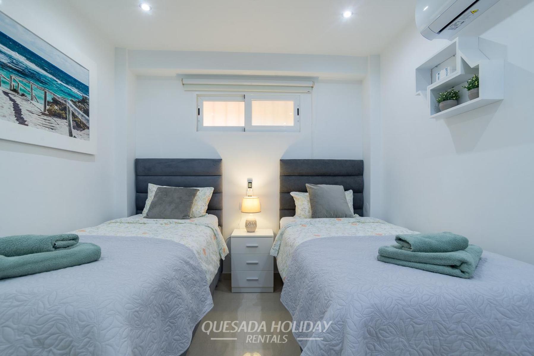 100mts To Beach, Luxury Encanto Appartamento